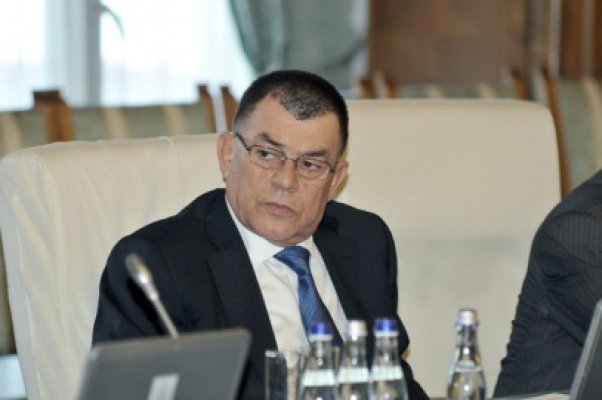 Radu Stroe, ministrul de Interne, şi-a dat DEMISIA